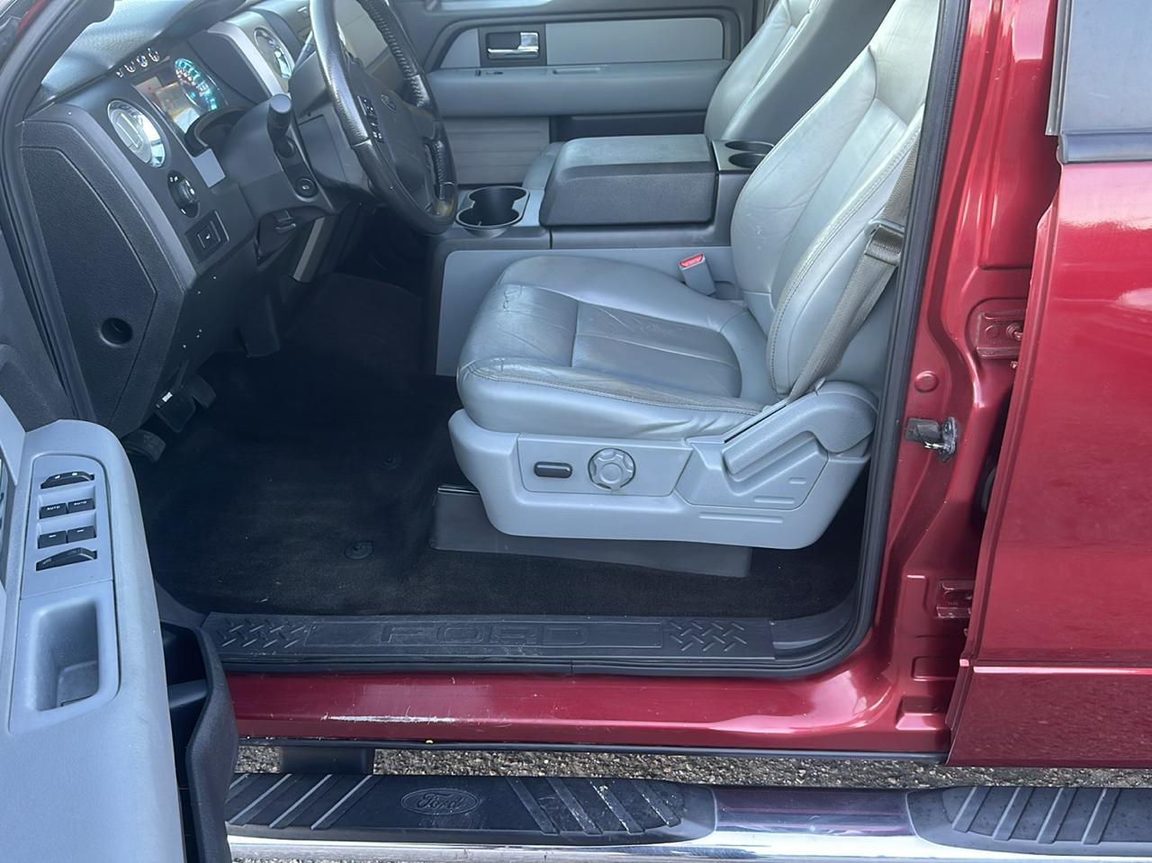 Ford F-150 photo 32