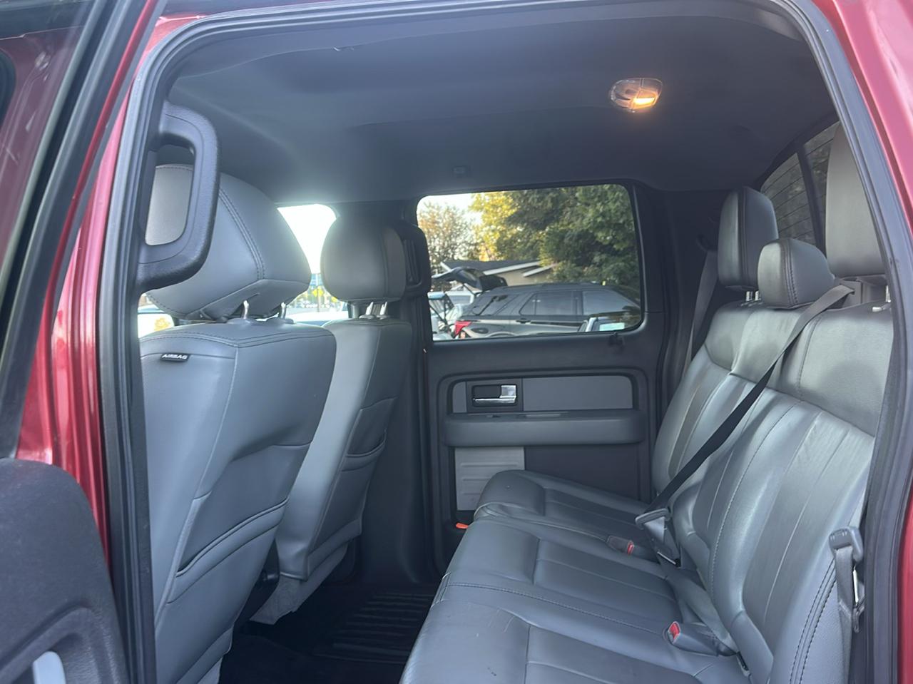 Ford F-150 photo 38