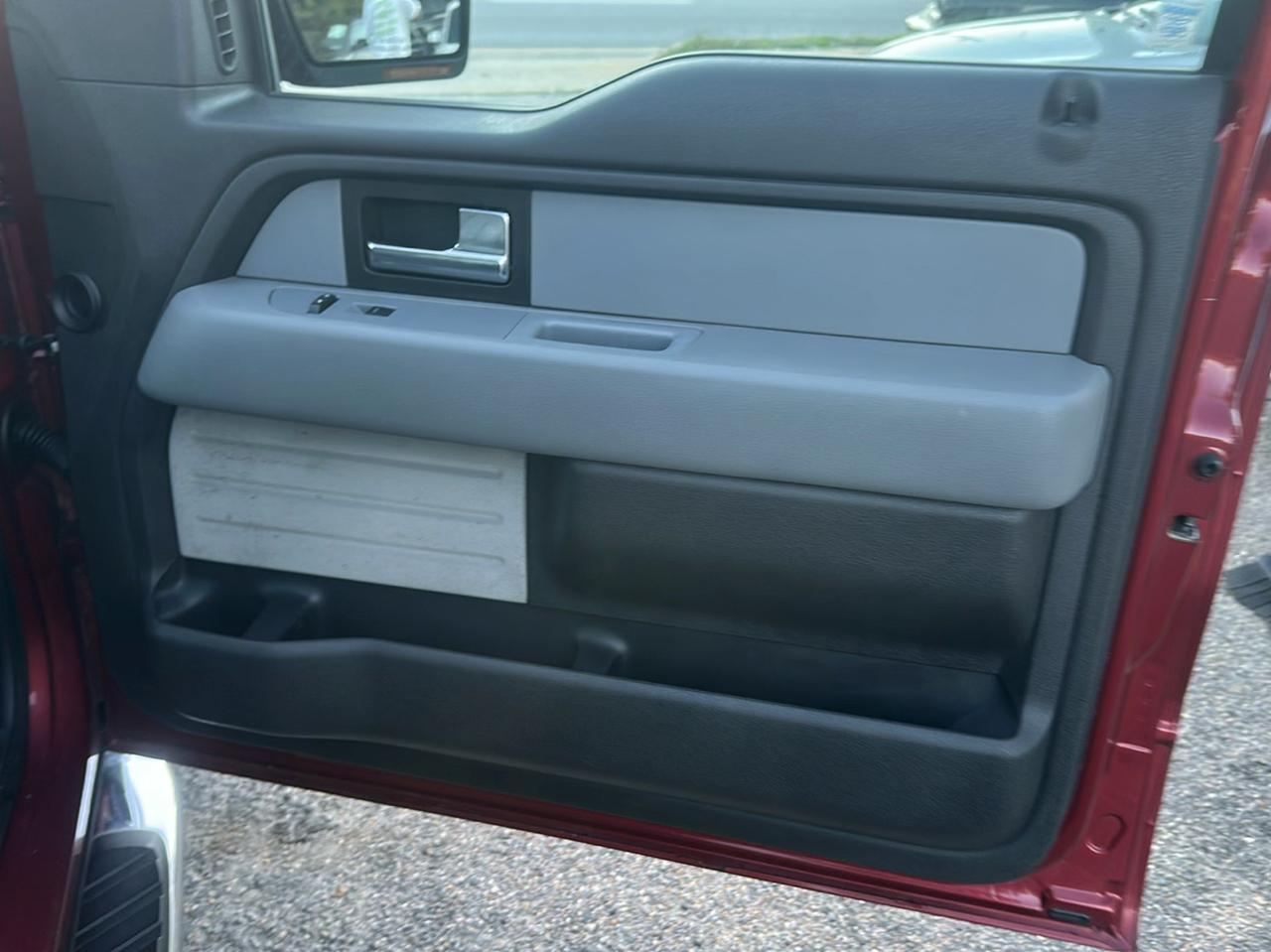 Ford F-150 photo 48