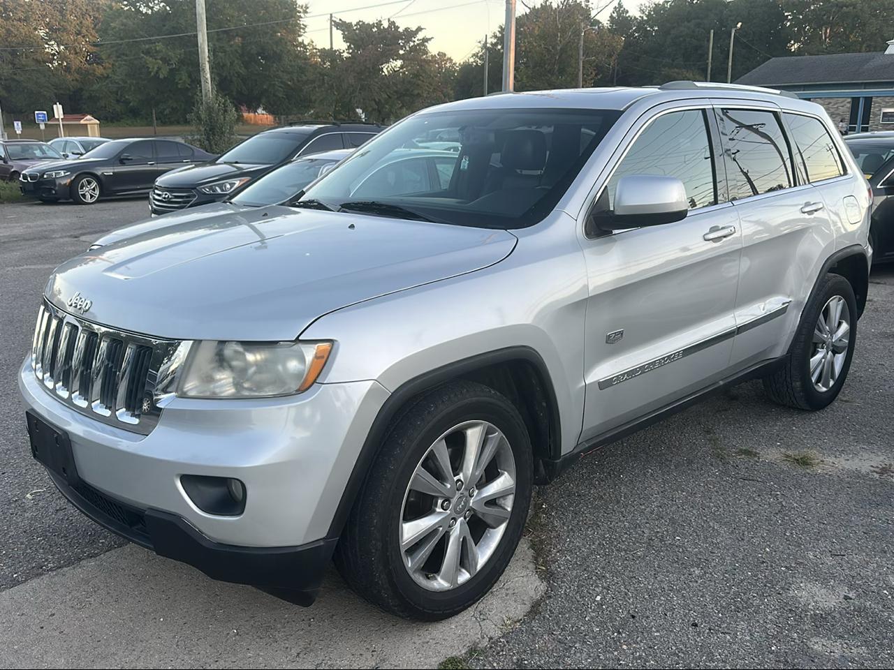 Silver 2011 Jeep Grand Cherokee SUV / Crossover 4X2 Automatic