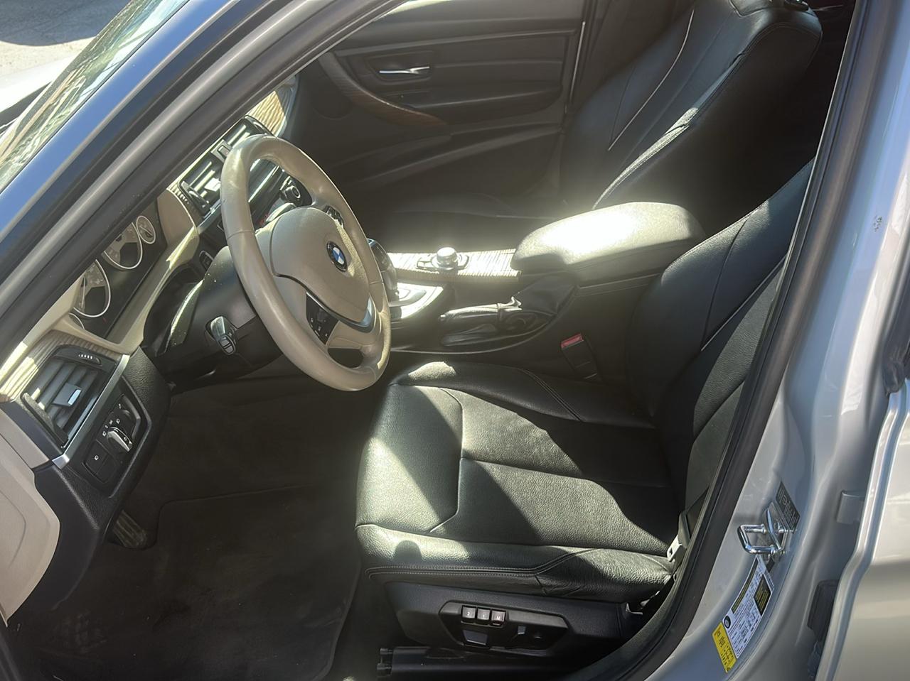 BMW 3-Series 335i Sedan 2012