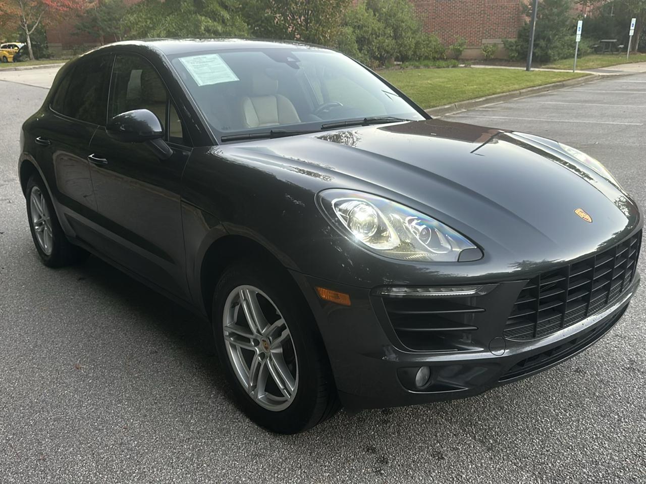 Porsche Macan Sport Edition AWD 2018