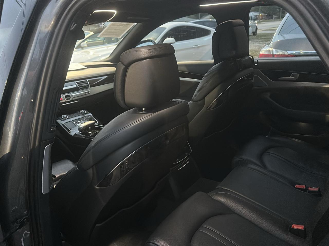 Audi A8 3.0T quattro 2015