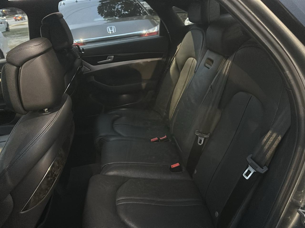 Audi A8 3.0T quattro 2015