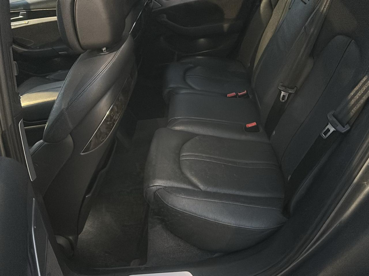 Audi A8 3.0T quattro 2015