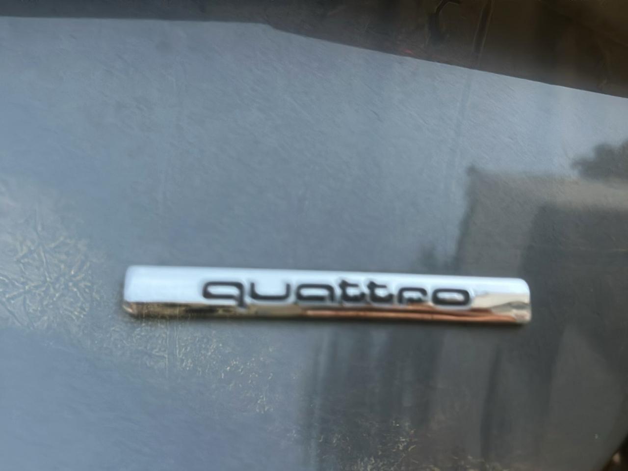 Audi A8 3.0T quattro 2015