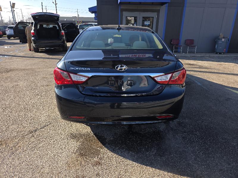 Hyundai Sonata GLS 2013
