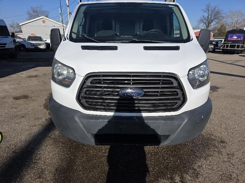 Ford Transit 250 Van Low Roof w/Sliding Pass. 130-in. WB 2015