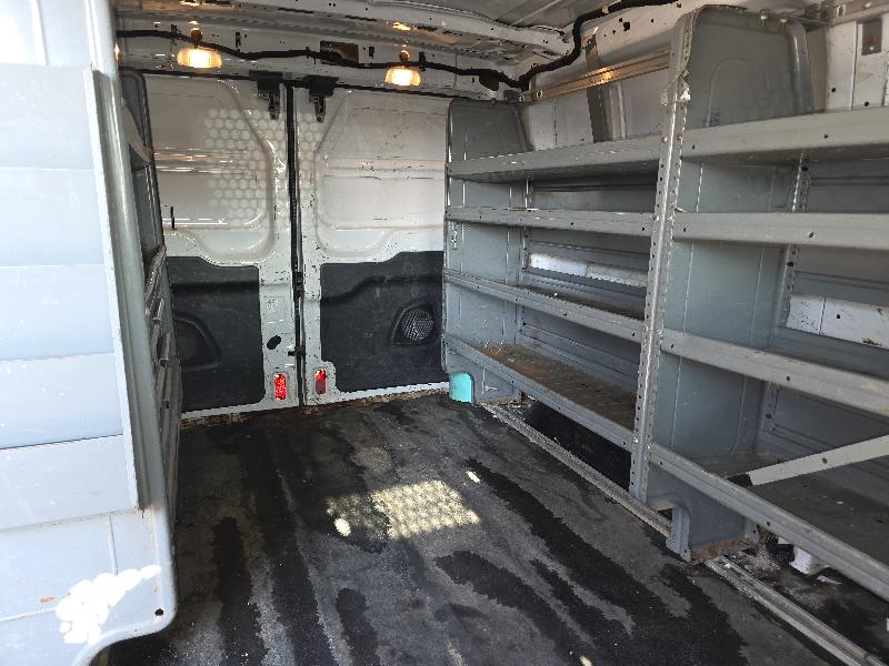 Ford Transit 250 Van Low Roof w/Sliding Pass. 130-in. WB 2015