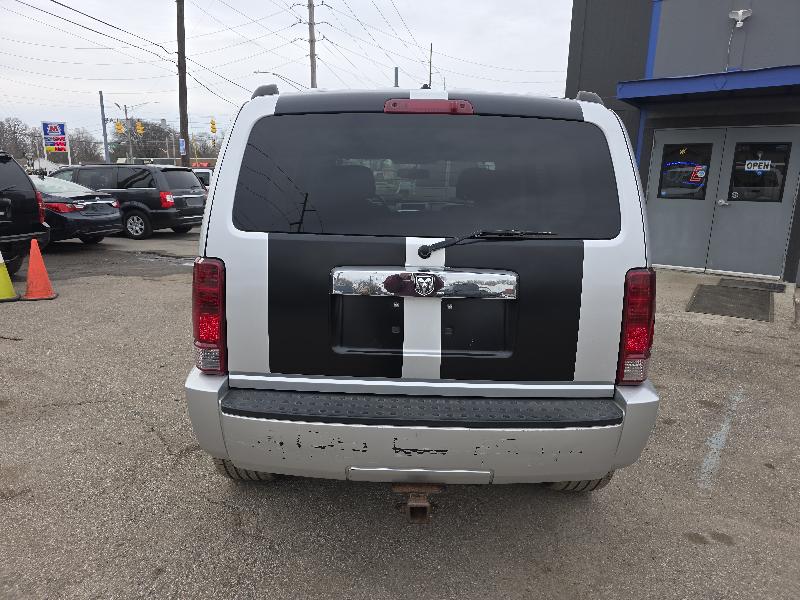 Dodge Nitro SXT 4WD 2010