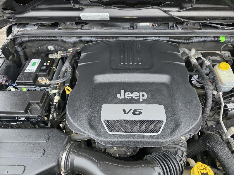 Jeep Wrangler Unlimited Sport 4WD 2017