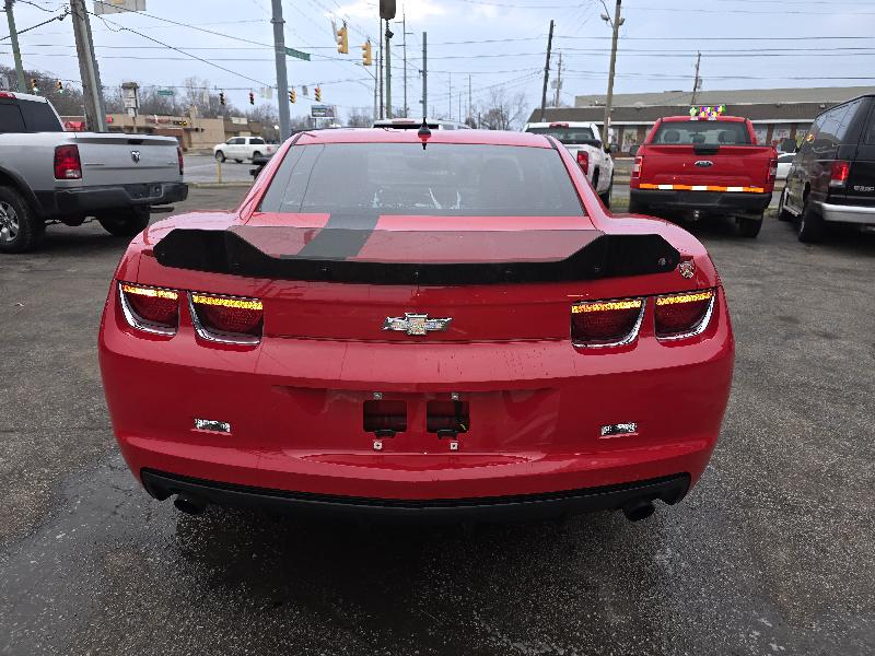 Chevrolet Camaro LS Coupe 2012