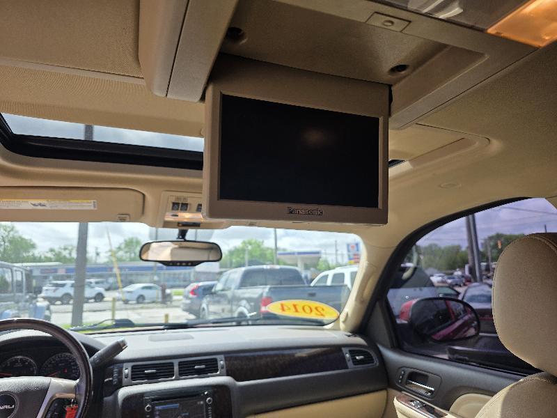 GMC Yukon Denali 4WD 2014