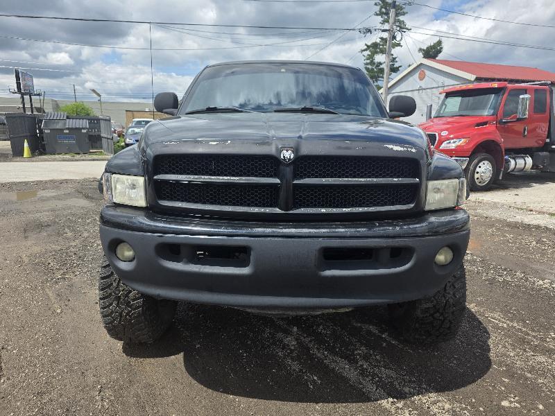 Dodge Ram 1500 Quad Cab Short Bed 4WD 2000