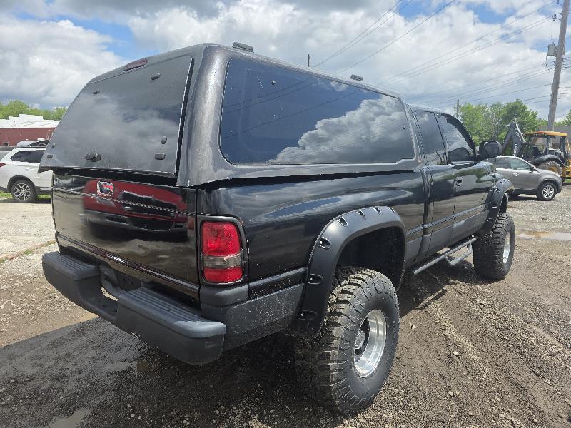 Dodge Ram 1500 Quad Cab Short Bed 4WD 2000