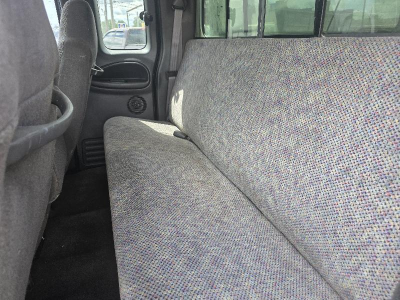 Dodge Ram 1500 Quad Cab Short Bed 4WD 2000