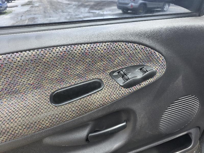 Dodge Ram 1500 Quad Cab Short Bed 4WD 2000