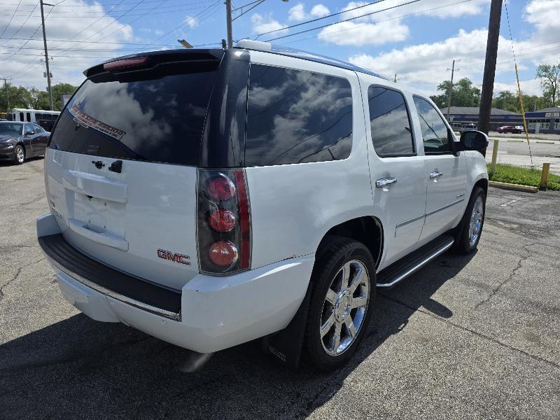GMC Yukon Denali 4WD 2009