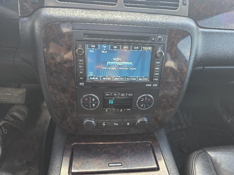 GMC Yukon Denali 4WD 2009