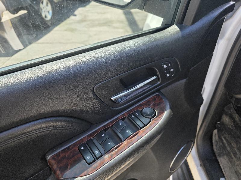 GMC Yukon Denali 4WD 2009