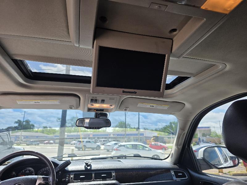 GMC Yukon Denali 4WD 2009