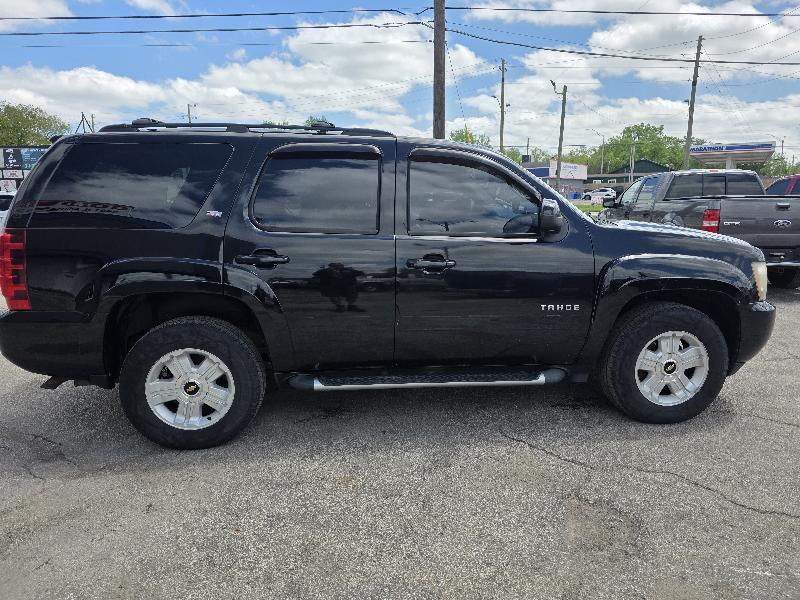 Chevrolet Tahoe LT 4WD 2011