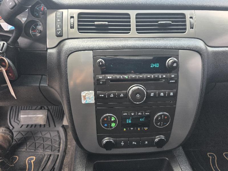 Chevrolet Tahoe LT 4WD 2011