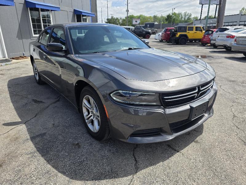 Dodge Charger SE 2015