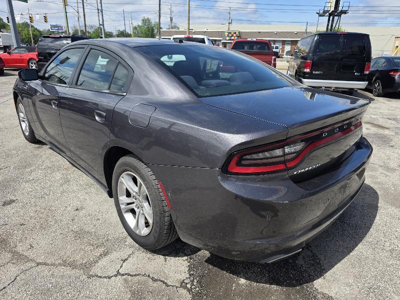 Dodge Charger SE 2015
