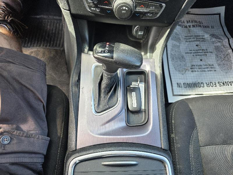 Dodge Charger SE 2015