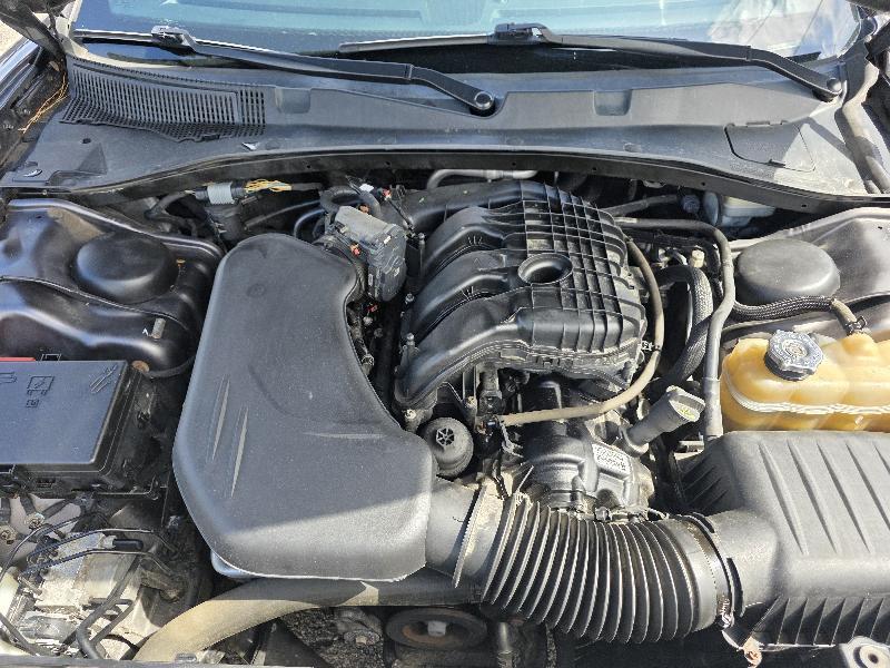 Dodge Charger SE 2015