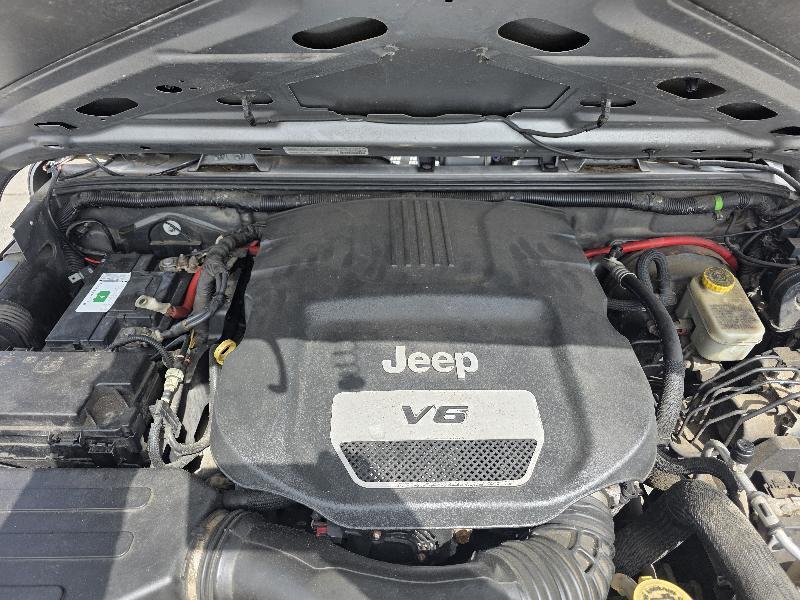 Jeep Wrangler Unlimited Sport 4WD 2014