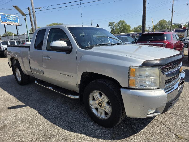 2011 Chevrolet Silverado 1500 LTZ Ext. Cab 4WD