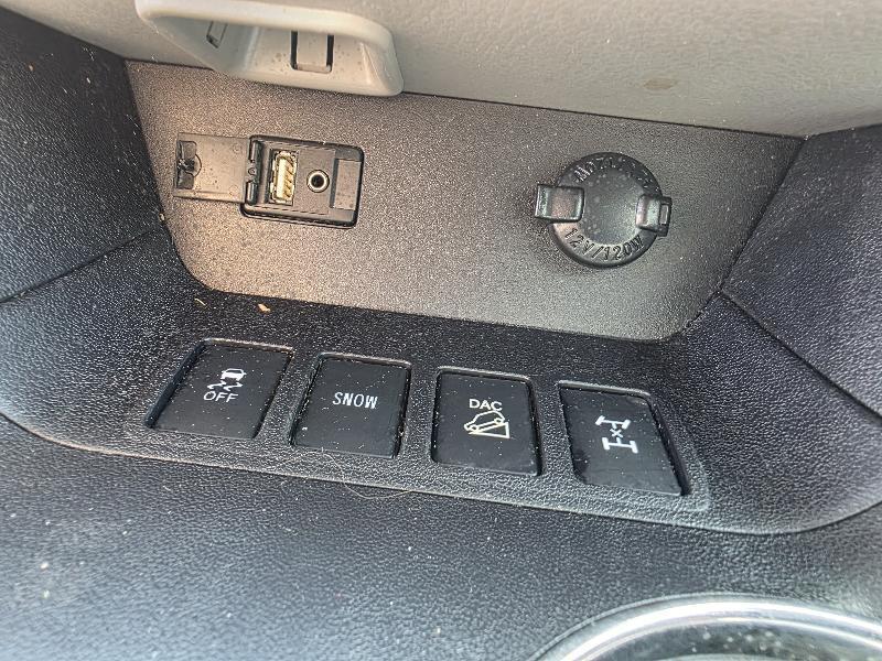 Toyota Highlander LE AWD V6 2016