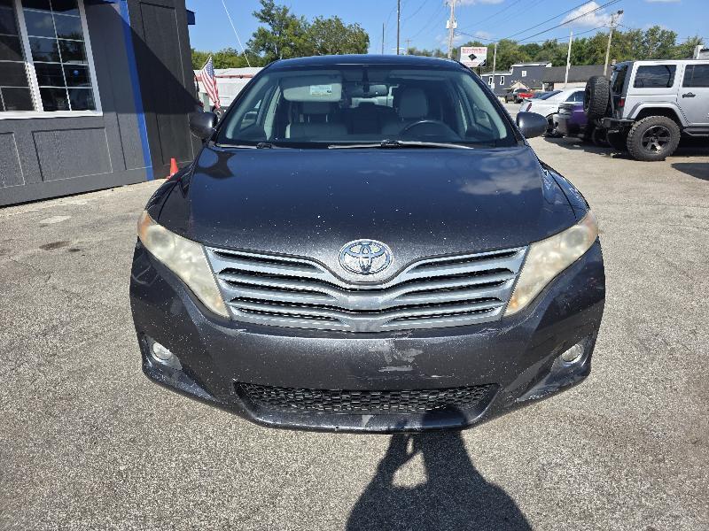 Toyota Venza LE V6 AWD 2012
