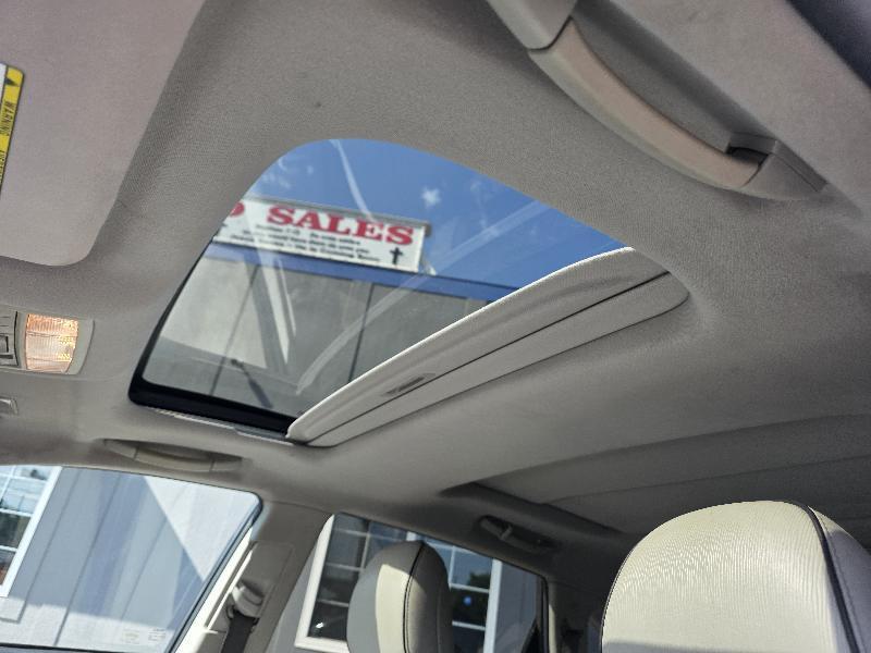 Toyota Venza LE V6 AWD 2012
