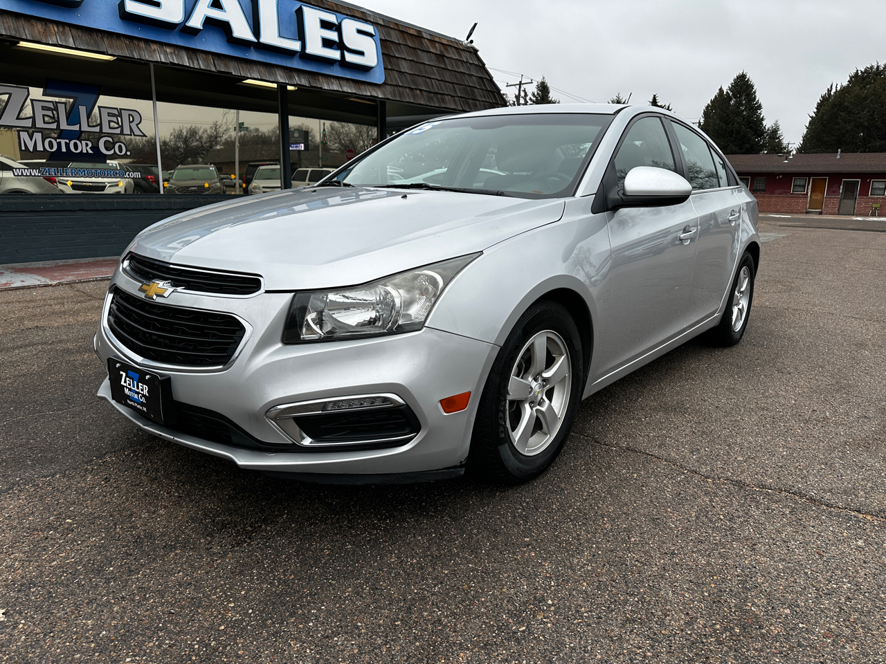 2015 Chevrolet Cruze 4dr Sdn Auto 1LT