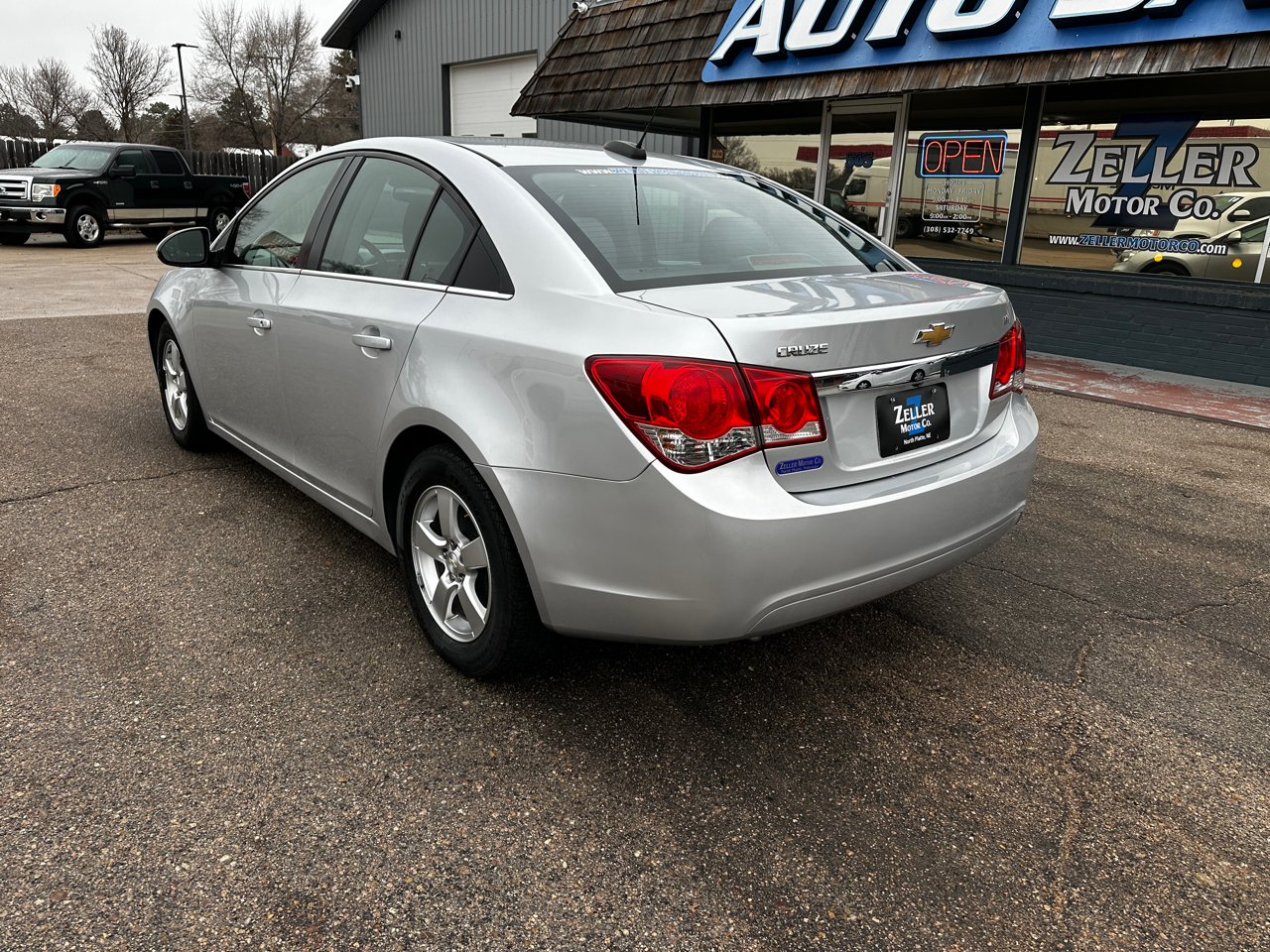Chevrolet Cruze 4dr Sdn Auto 1LT 2015