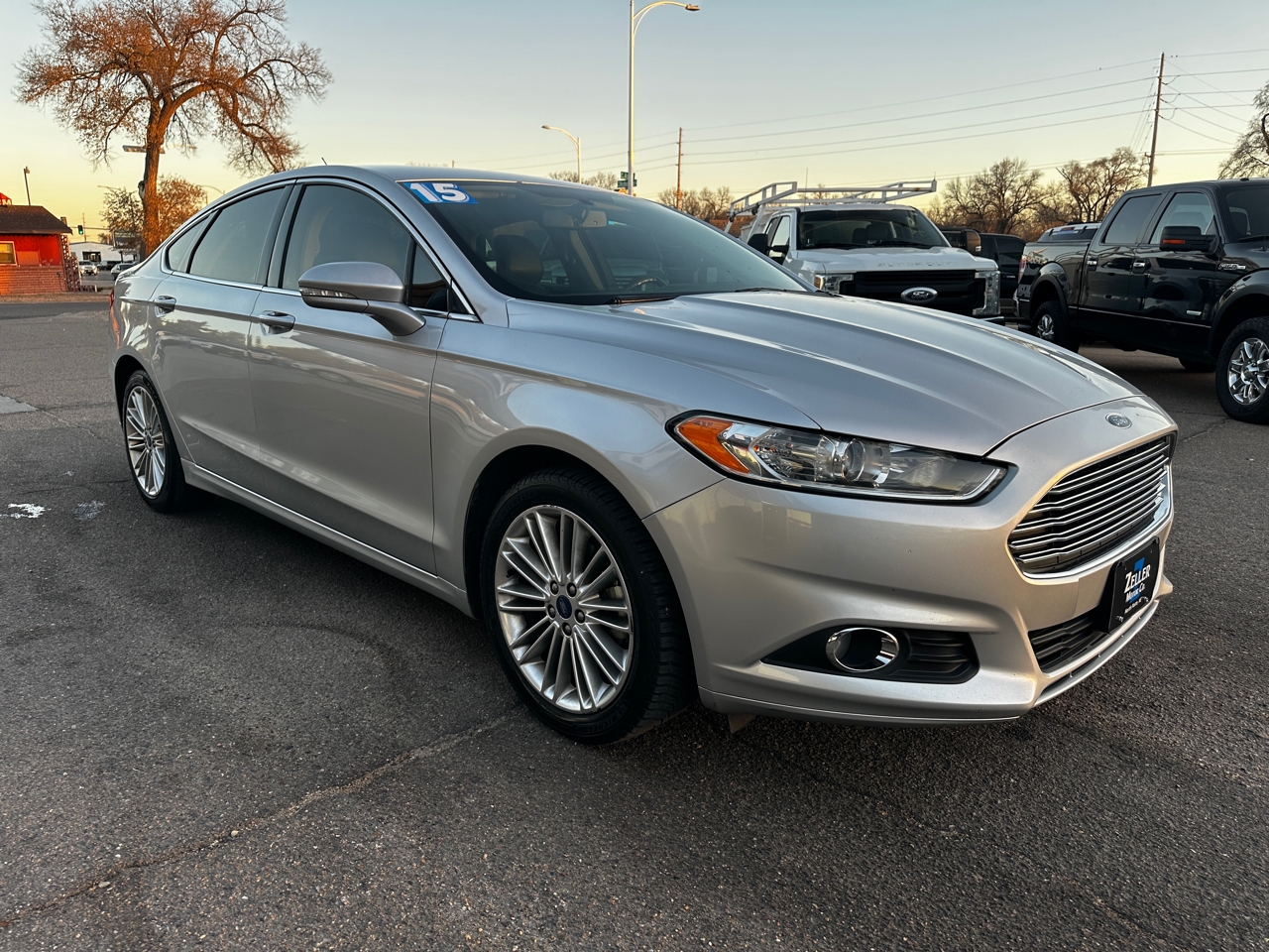 2015 Ford Fusion SE photo 3