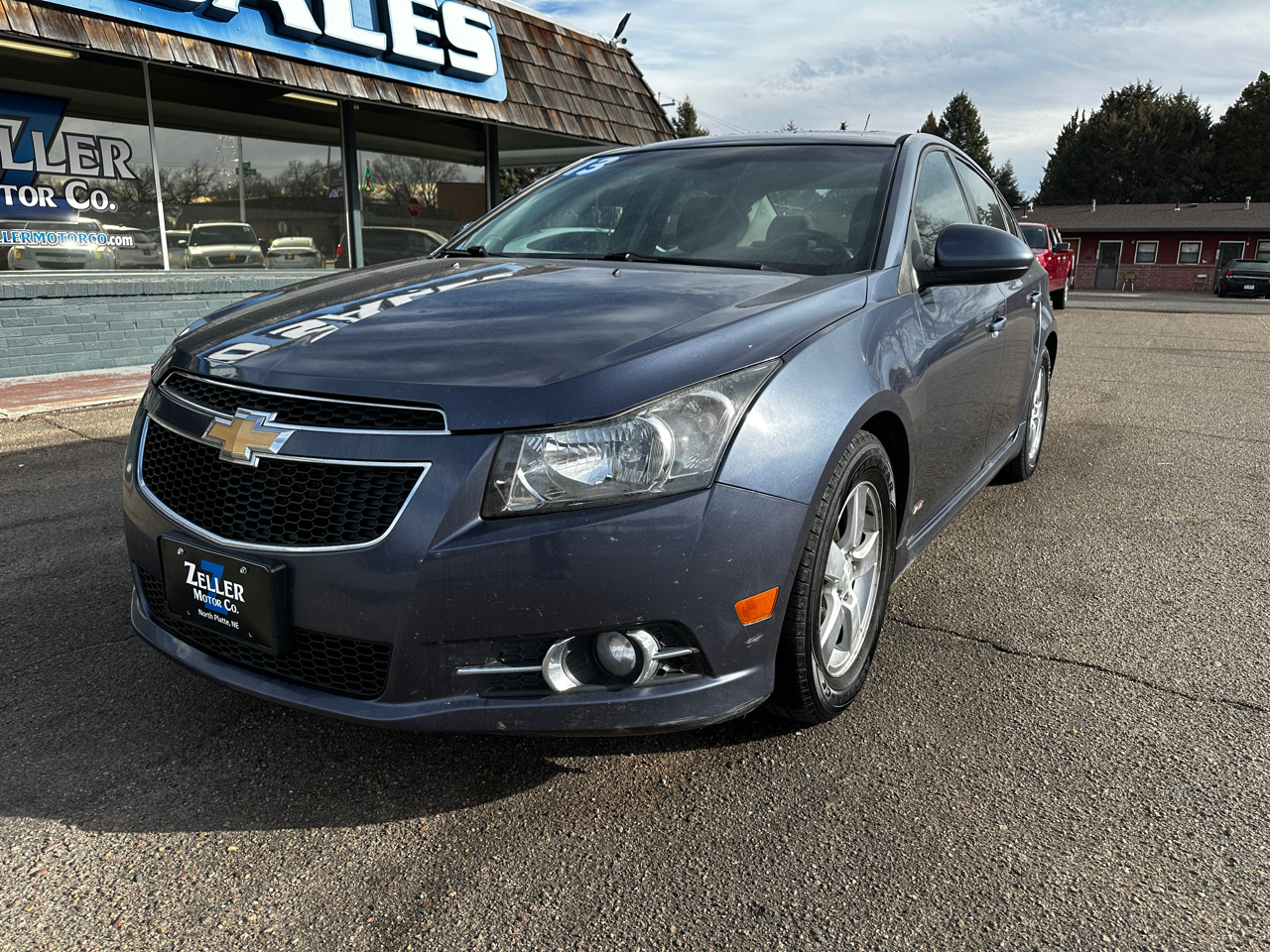 2013 Chevrolet Cruze 4dr Sdn Auto 1LT