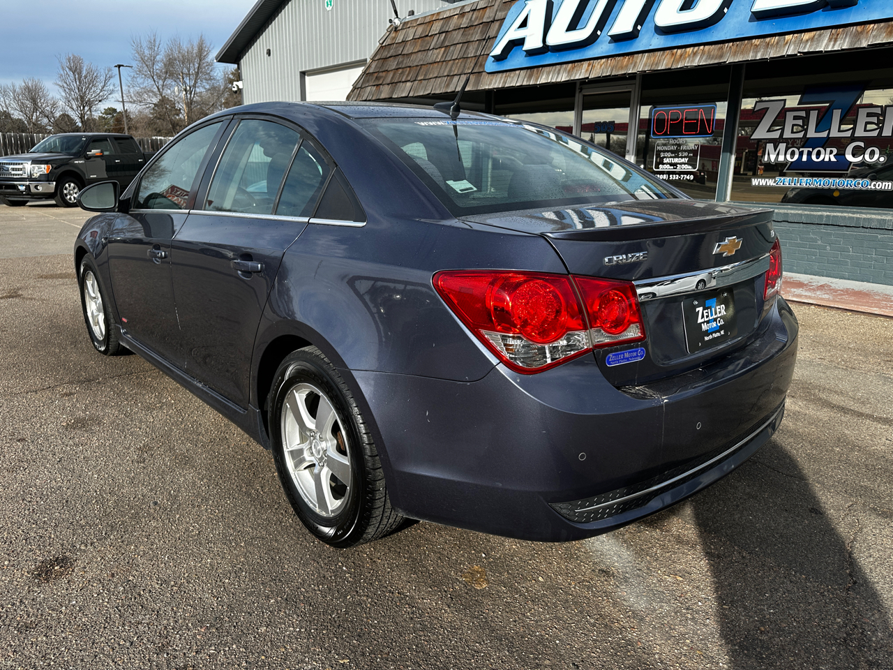 Chevrolet Cruze 4dr Sdn Auto 1LT 2013