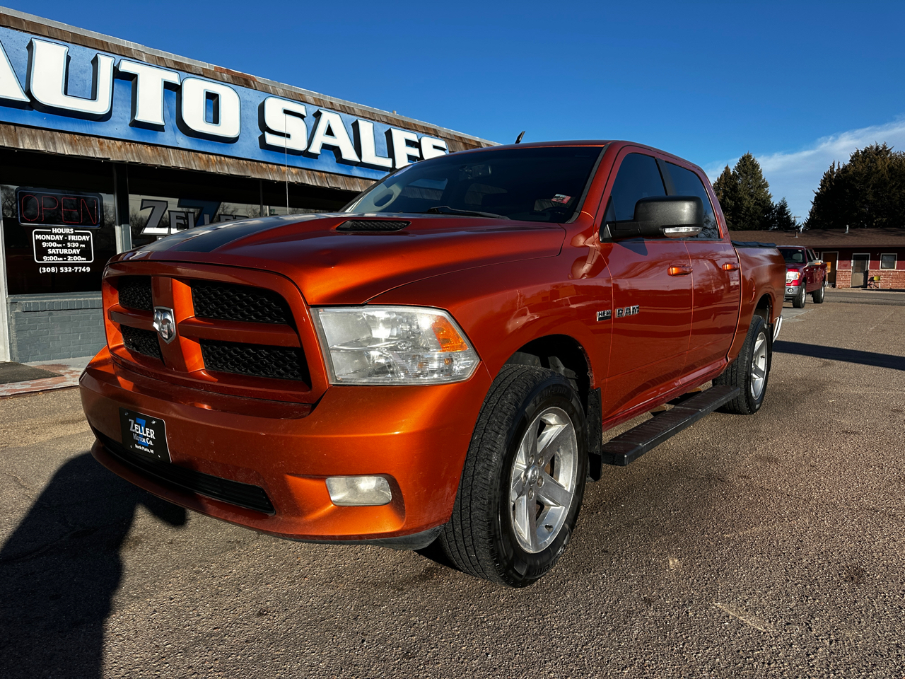 2010 Dodge Ram 1500 4WD Crew Cab 140.5" Sport