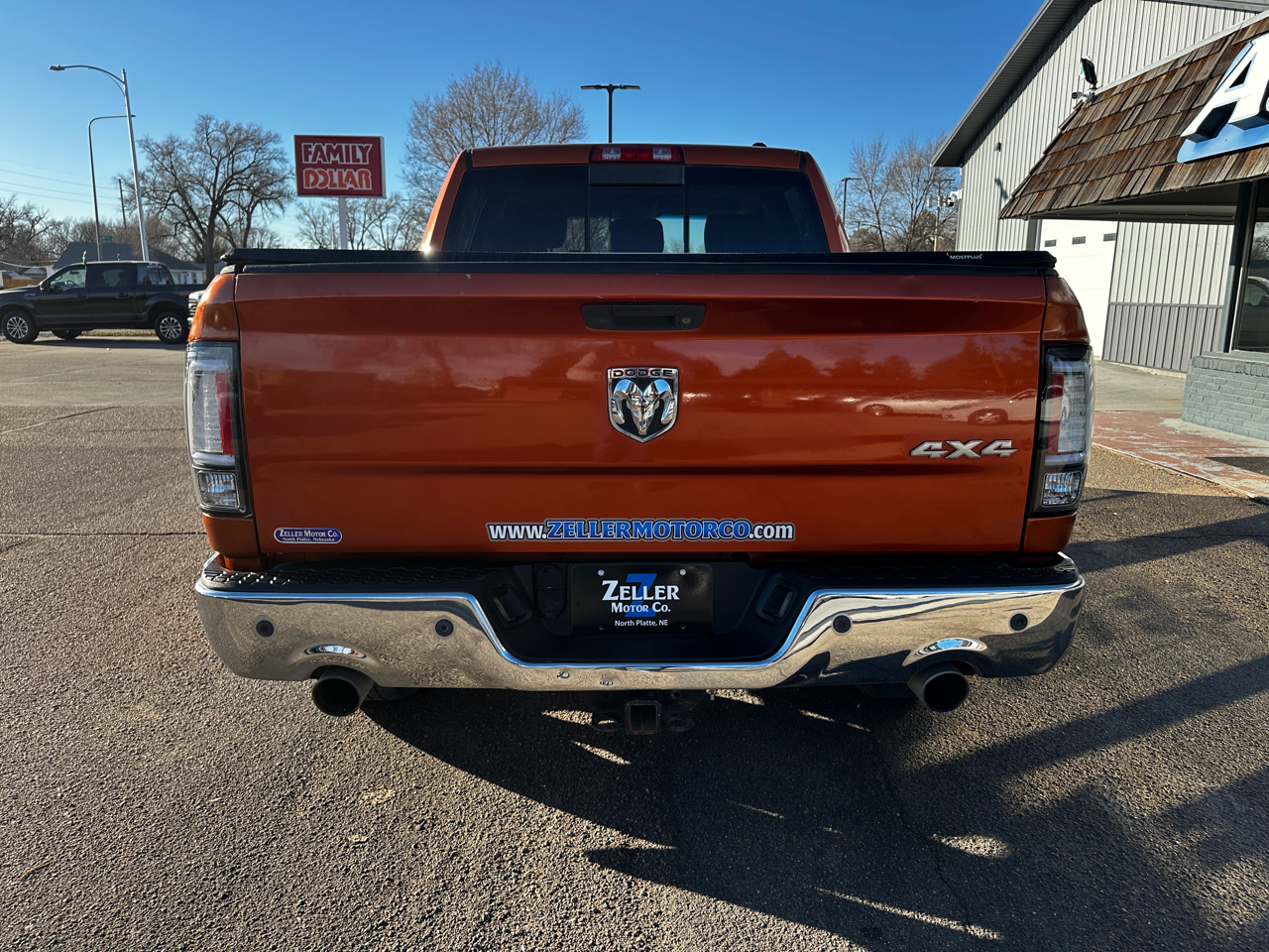 Dodge Ram 1500 4WD Crew Cab 140.5" Sport 2010