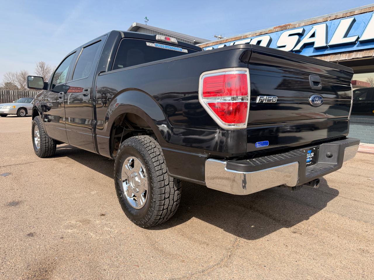 Ford F-150 4WD SuperCrew 139" XLT 2012
