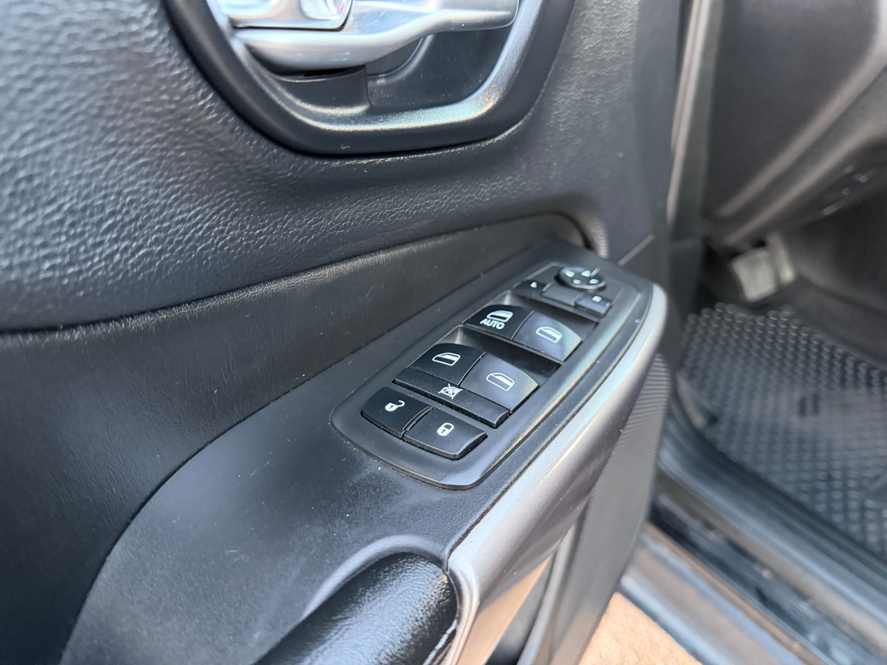 Jeep Cherokee Latitude 4x4 2019