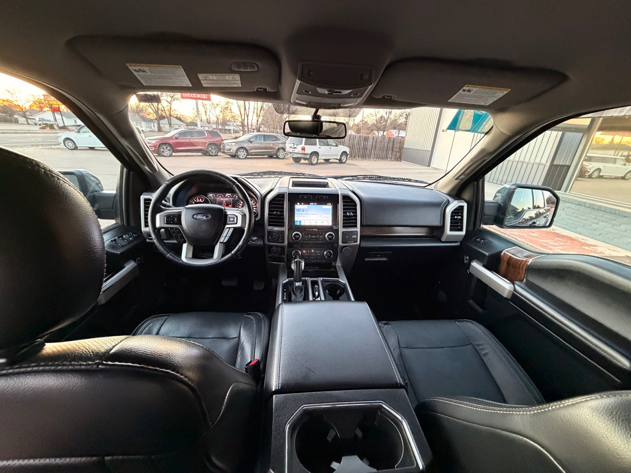 Ford F-150 Lariat 4WD SuperCrew 5.5' Box 2017