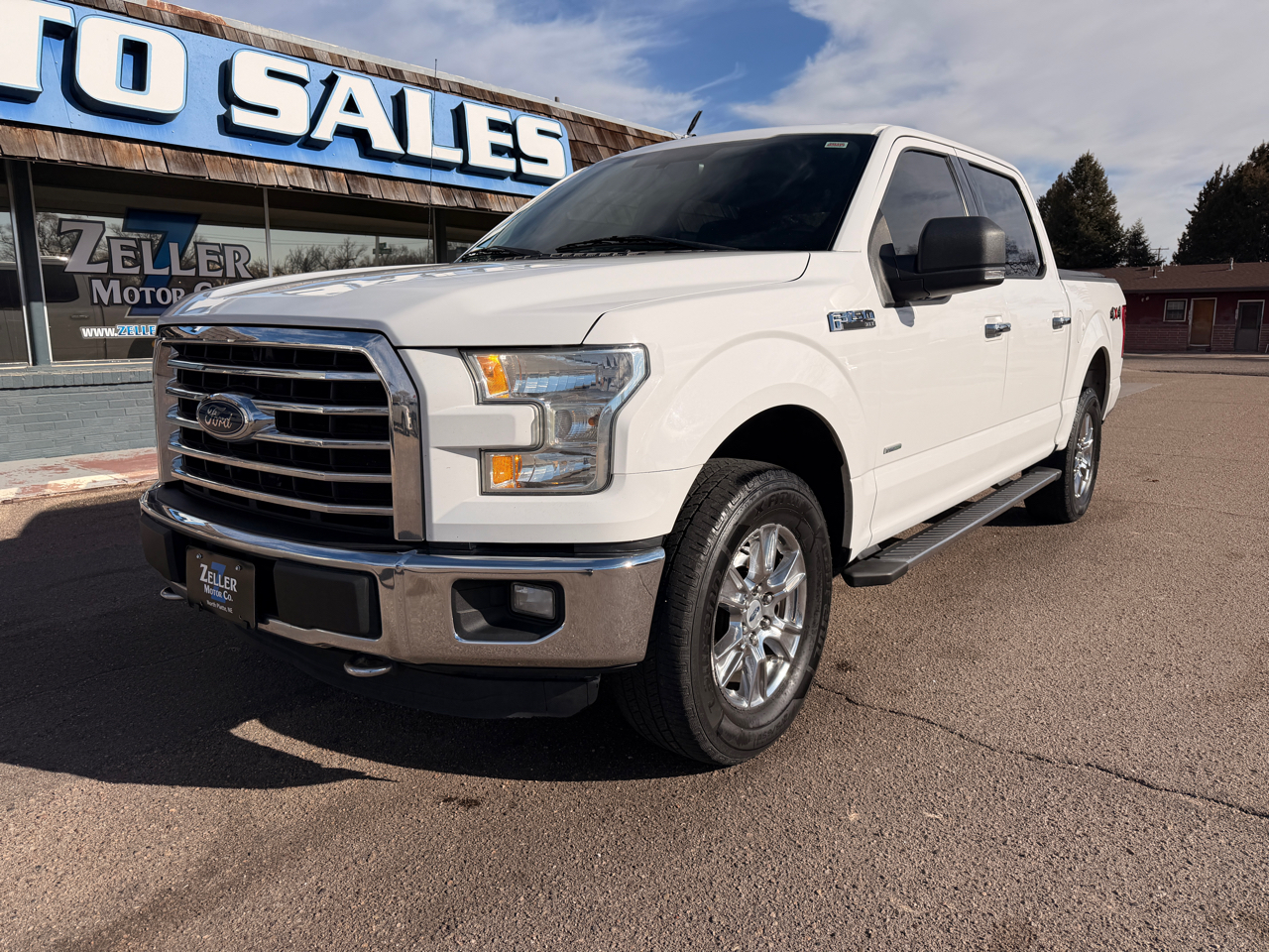 2015 Ford F-150 4WD SuperCab 145" XLT