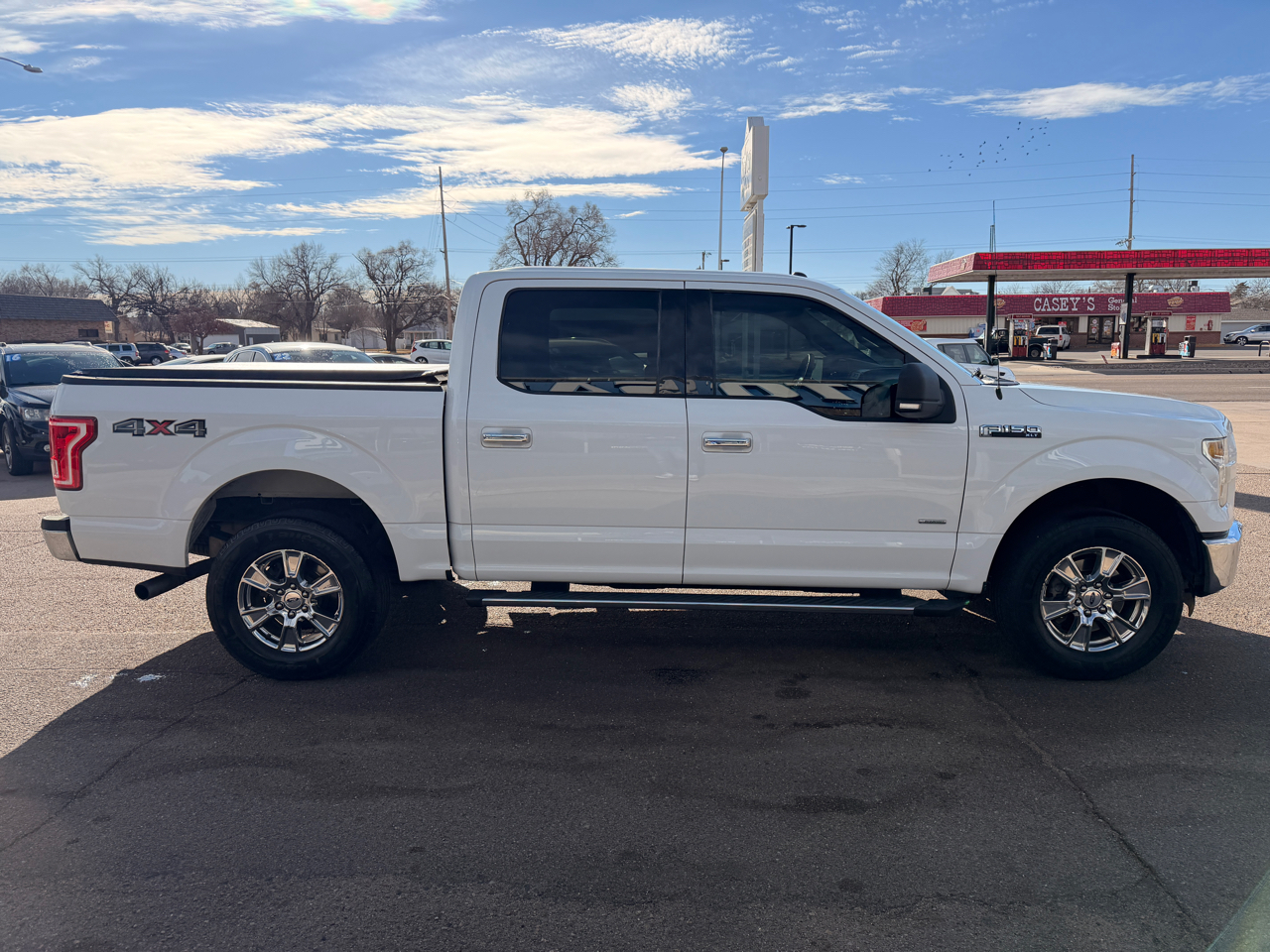 Ford F-150 4WD SuperCab 145" XLT 2015