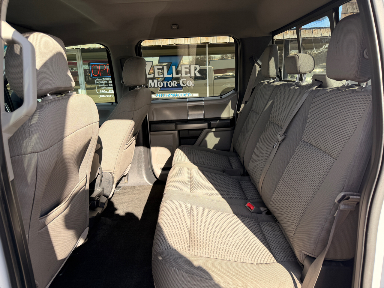 Ford F-150 4WD SuperCab 145" XLT 2015