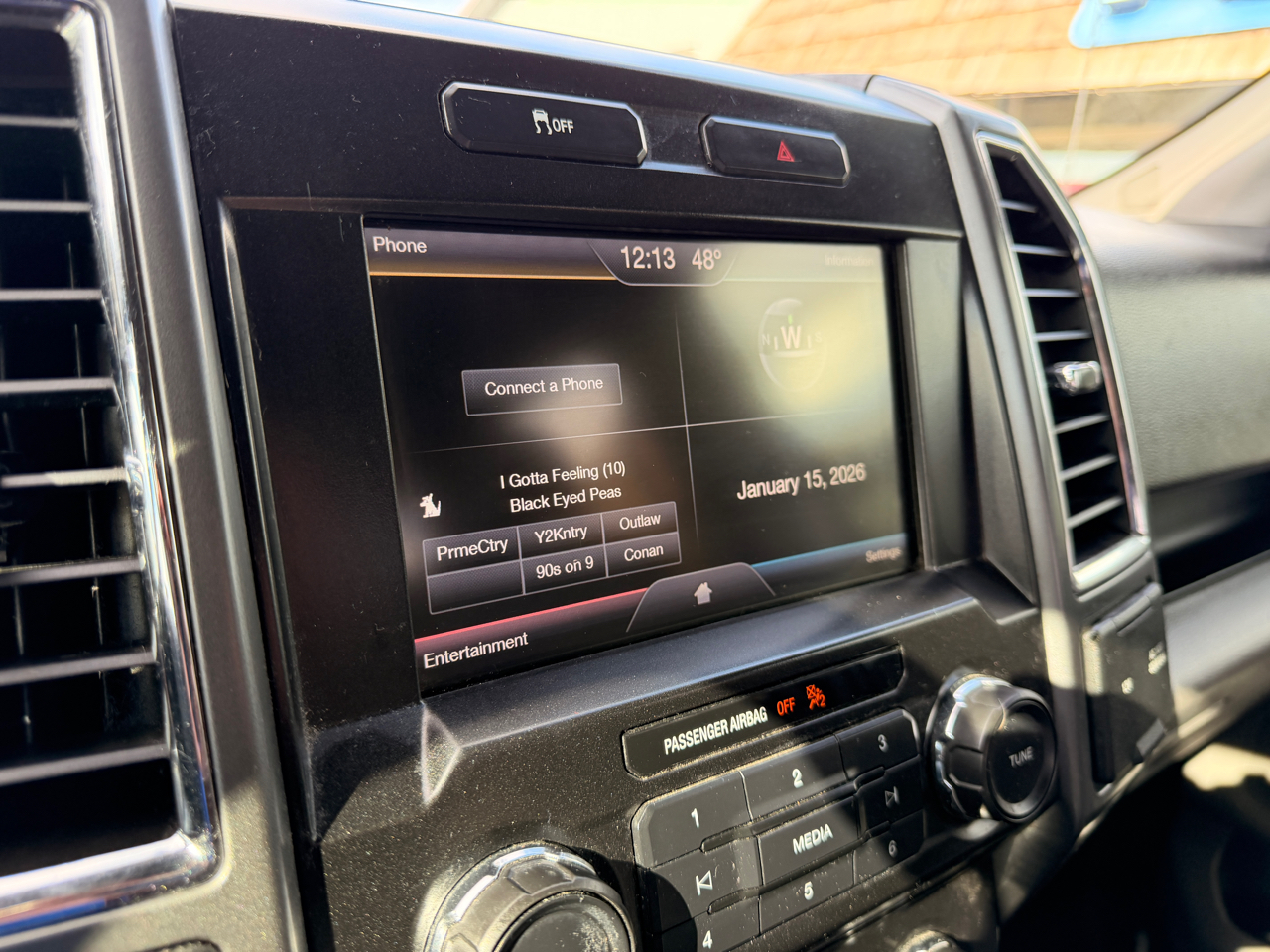 Ford F-150 4WD SuperCab 145" XLT 2015